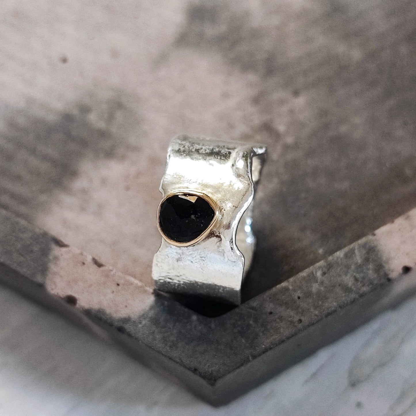 Black Tourmaline Reticulated Ring