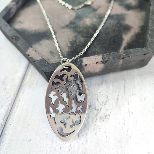 Patience Oval Pendant