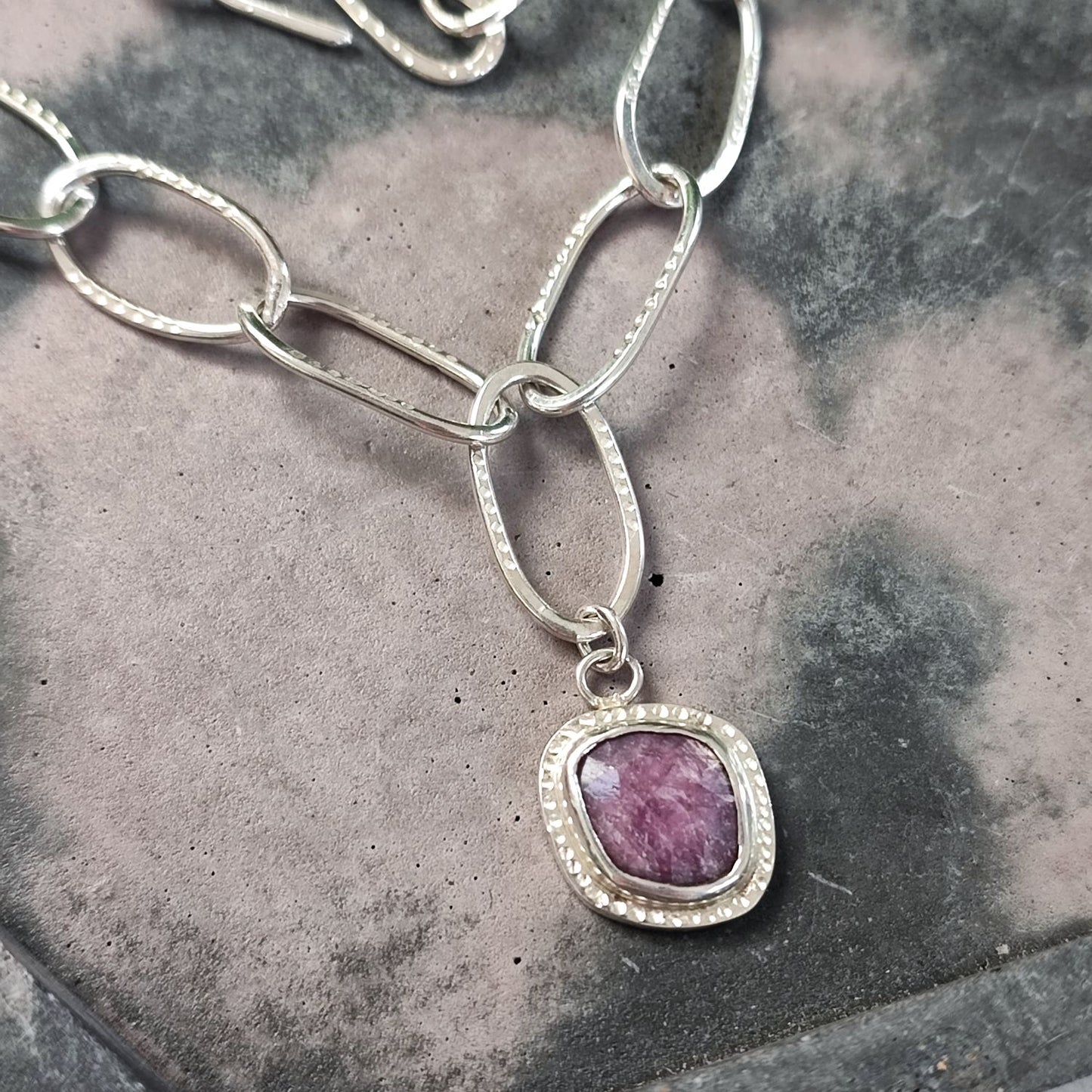 Purple Sapphire Chain Necklet