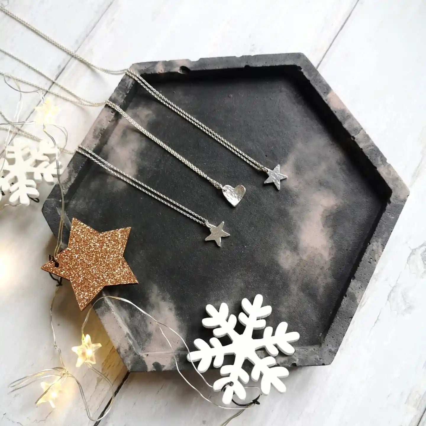 Mini Hammered Star Necklace