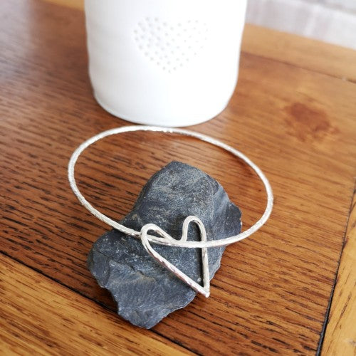 Open Wire Heart Bangle