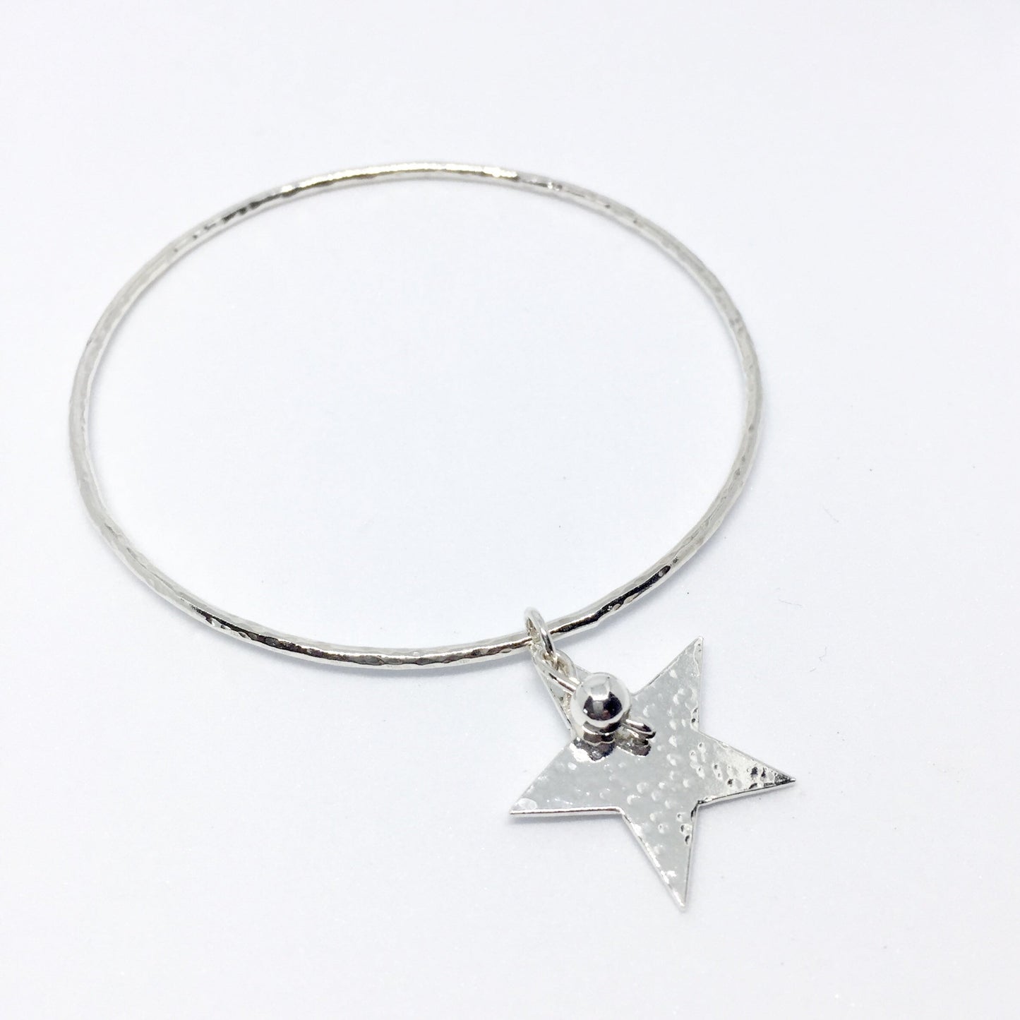 Solid Hammered Star and Bead Bangle