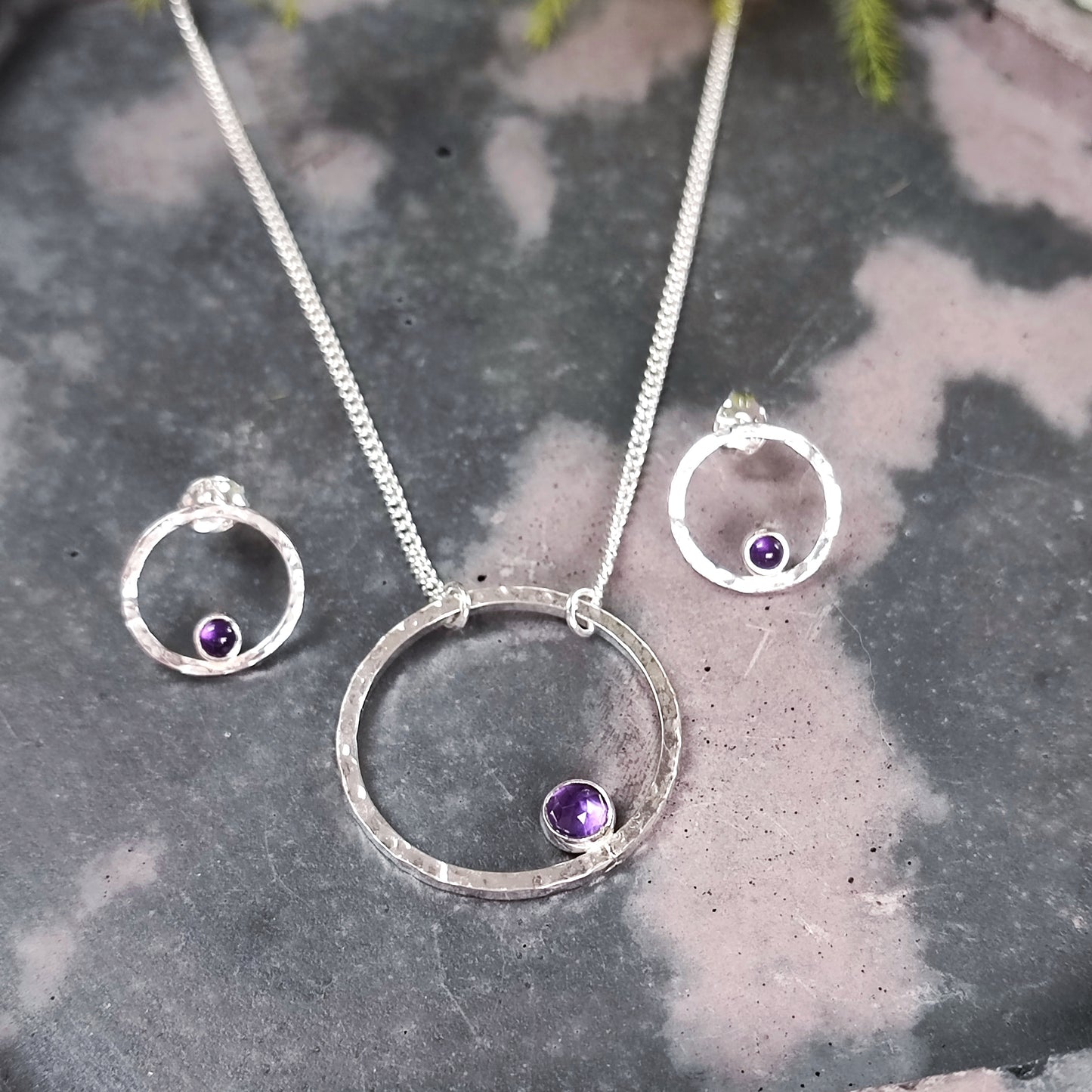 Stone-set Hammered Hoop Necklace