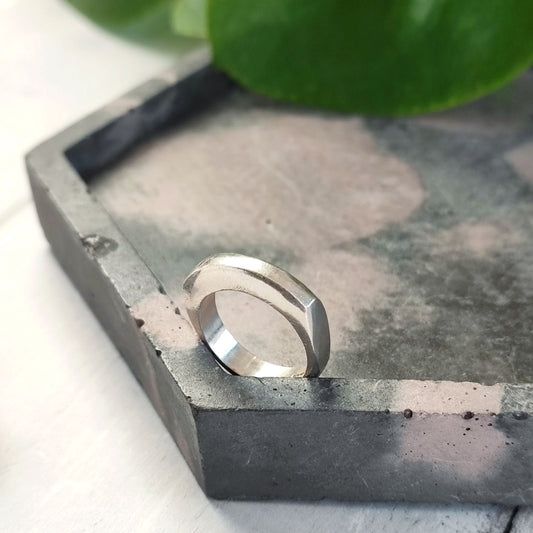 Silver Slim Faceted Ring