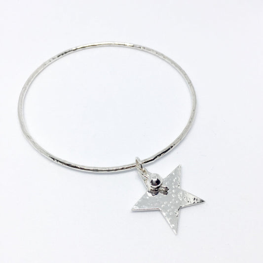 Solid Hammered Star and Bead Bangle